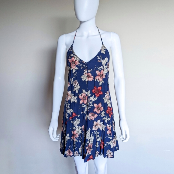 Strappy Floral Low Back Dress - Picture 3 of 6